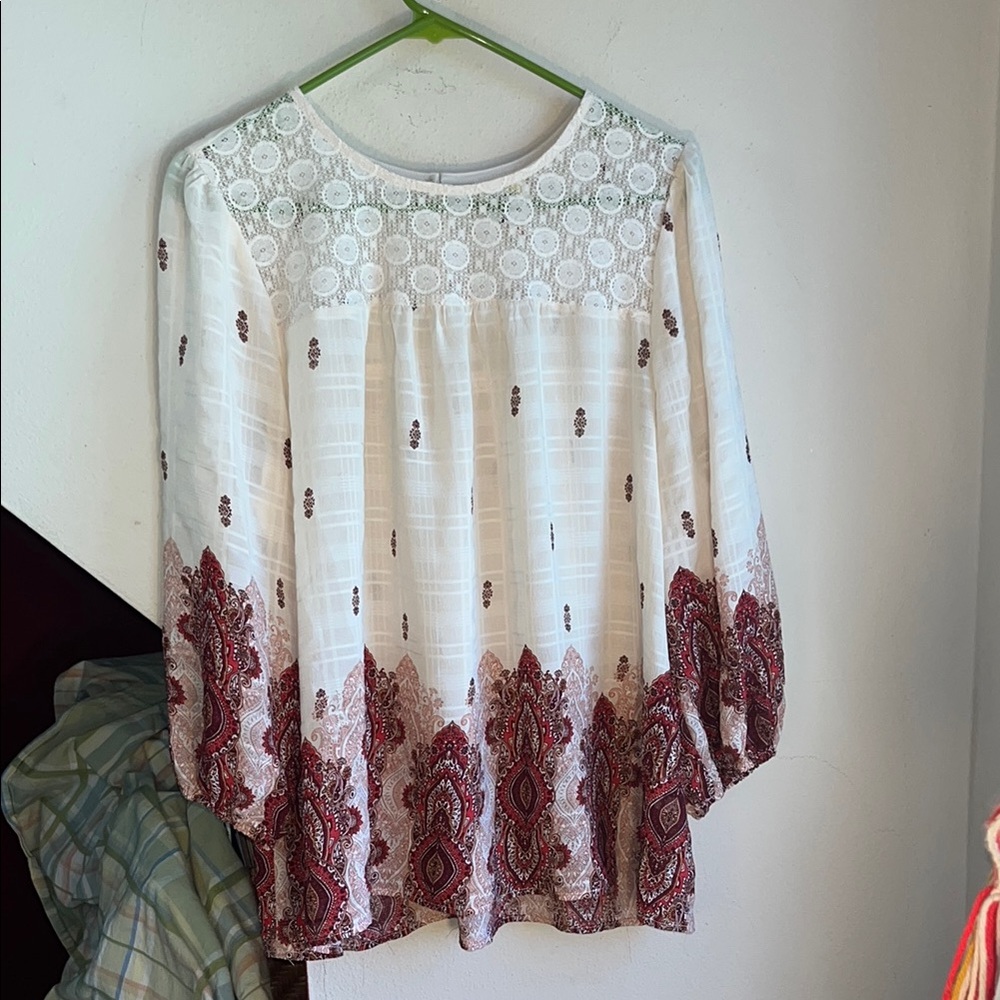 Bohemian White and Red Women's‎ Top